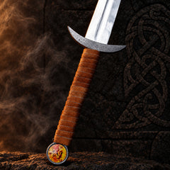 Serpent Sword replica – damascus-pattern guard, suede leather grip and serpent emblem pommel