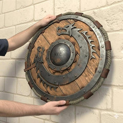Handgefertigter mittelalterlicher Wikinger-Drachenschild – Graviertes nordisches Wanddekor aus Holz