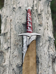 Hand Forged Sting Sword Replica – Lord of the Rings Bilbo & Frodo Baggins Elven Short Sword with Red Wood Handle, Leather Sheath & Display Plaque