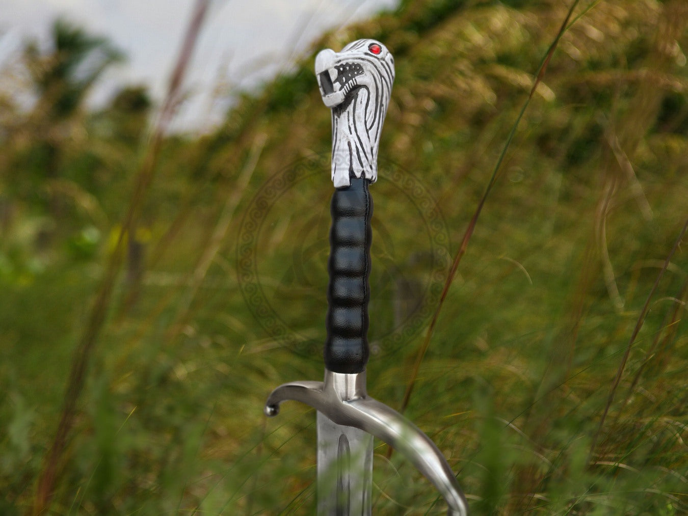 Game of Thrones Longclaw Sword of Jon Snow | High Carbon Steel Sword | Wall Decor | Collectible Sword