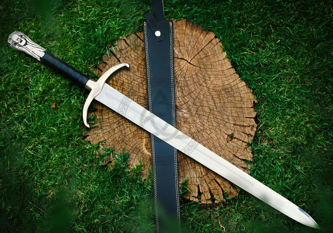 Game of Thrones Longclaw Sword of Jon Snow | High Carbon Steel Sword | Wall Decor | Collectible Sword