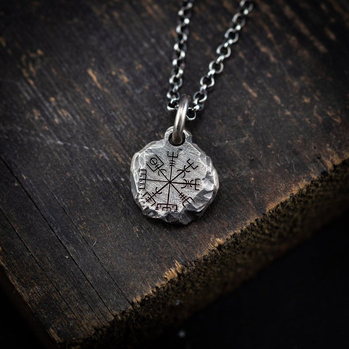 Nordic Viking Compass Vegvisir Necklace