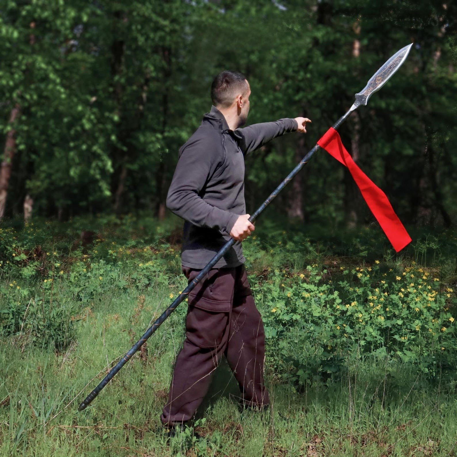 Hand Forged Draupnir Spear Replica – God of War Ragnarok Inspired 3-Part Metal Spear