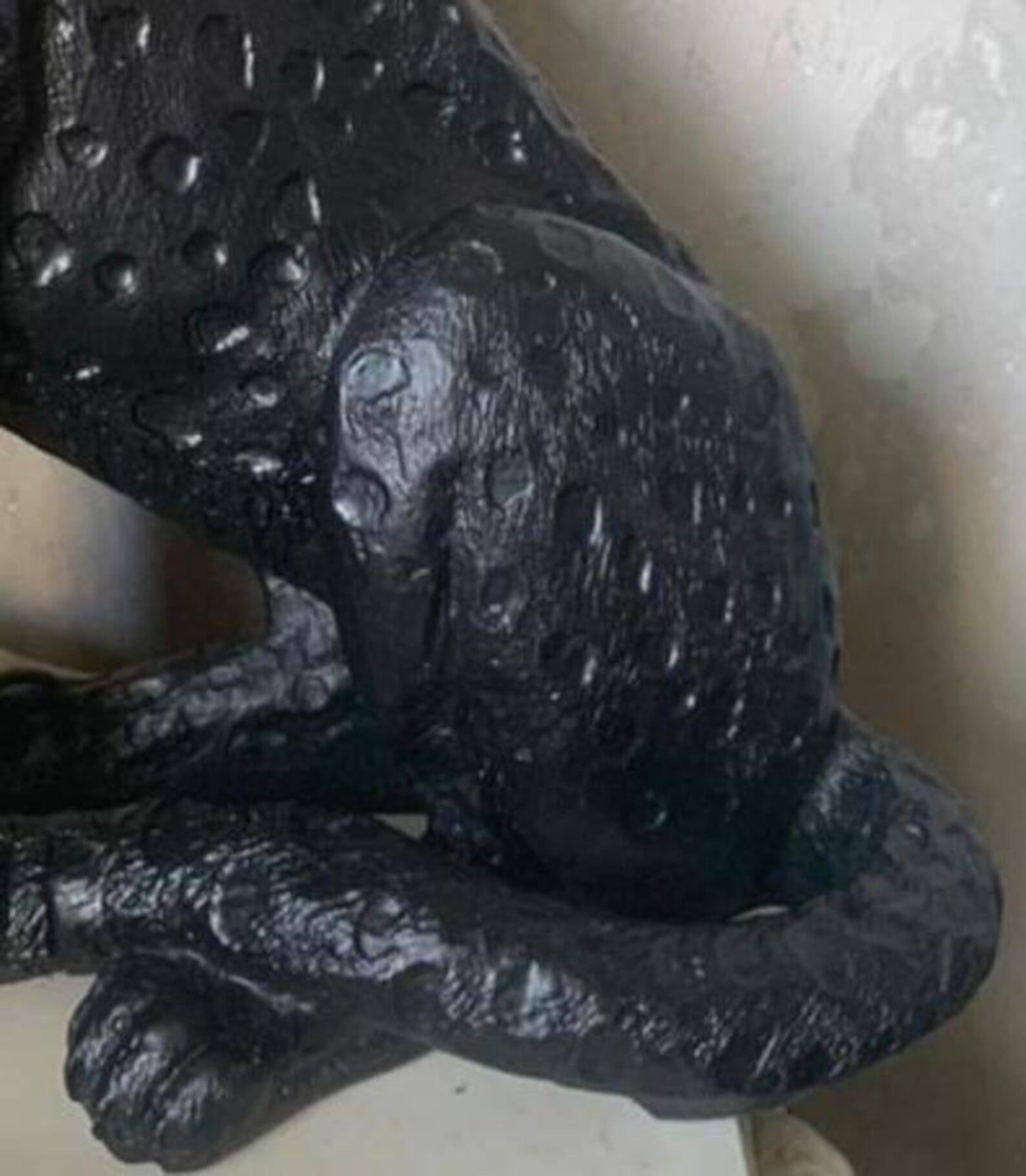 Handcrafted Resin Leopard Sculpture: Wildlife Art Decor, 15-Inch