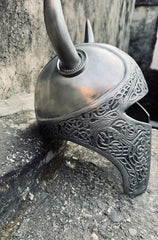 Hand-Forged Viking Horned Helmet with Engraved Norse Knotwork – Fantasy Barbarian Warrior Replica