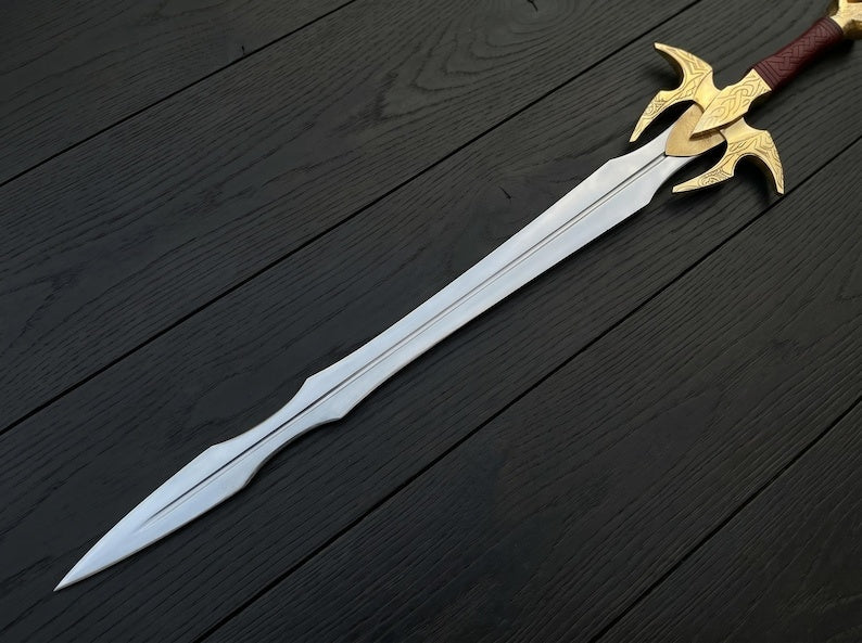 The White Wolf’s Silver Sword Replica – Runed Monster Hunter Longsword