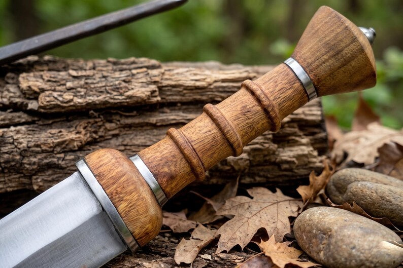 Hand Forged Celtic Leaf Blade Short Sword – High Carbon Steel Battle Ready Blade with Segmented Wooden Hilt & Ornate Leather Sheath