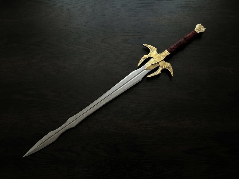 The White Wolf’s Silver Sword Replica – Runed Monster Hunter Longsword