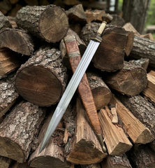 Hand Forged Roman Gladius Sword – High Carbon Steel Battle Ready Short Sword with Dual-Tone Wooden Hilt & Brass Accents