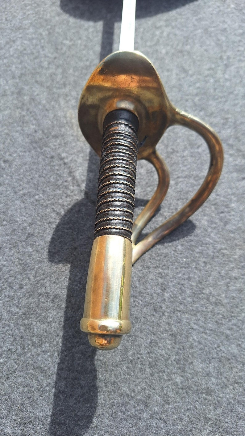 Historical 1822 Pattern Light Cavalry Sabre Replica | Brass Guard Sword