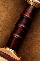 Saxon sword replica – ribbed wooden grip and brass fittings